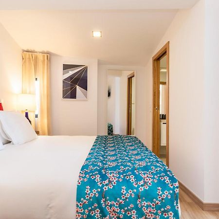 Perfect 1 Bed In Chiado With Terrace And Aircon Apartman Lisboa Kültér fotó