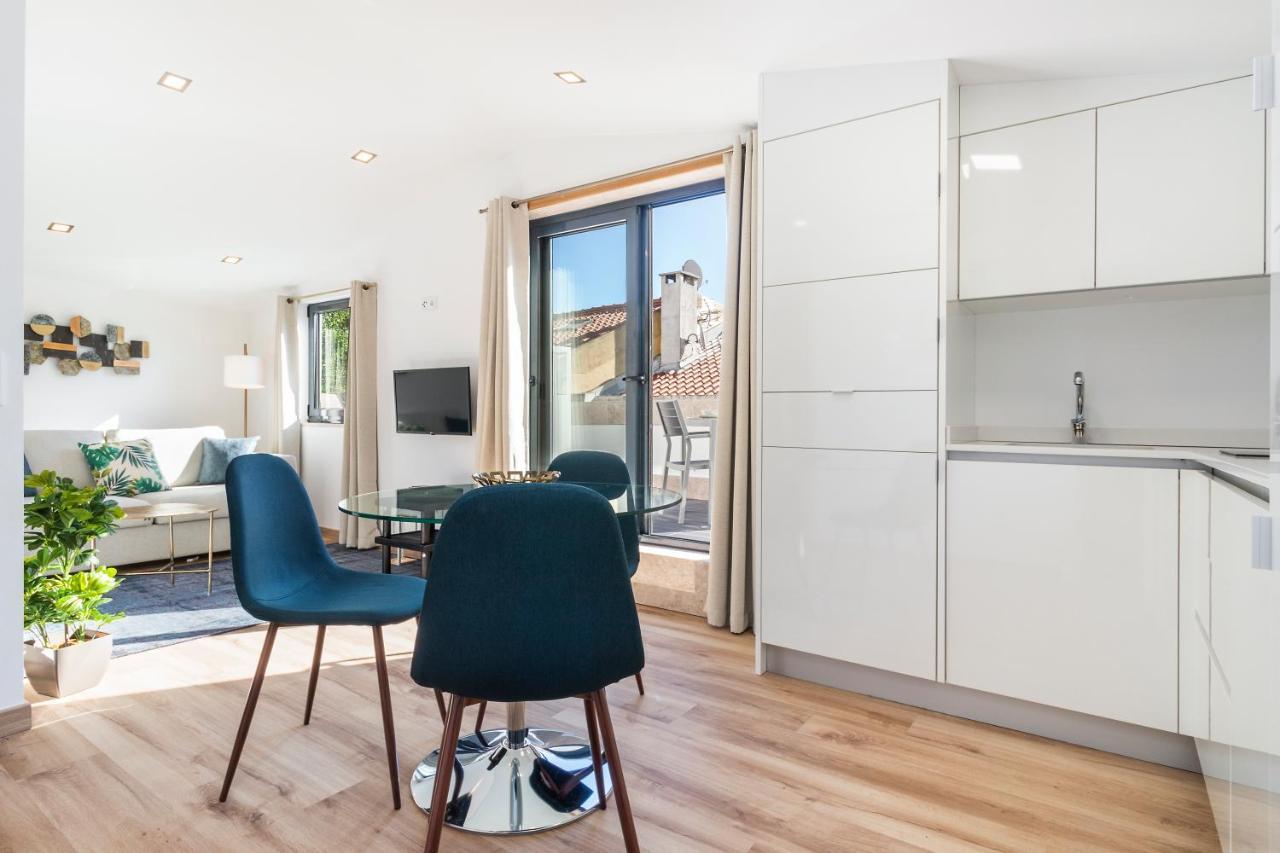 Perfect 1 Bed In Chiado With Terrace And Aircon Apartman Lisboa Kültér fotó