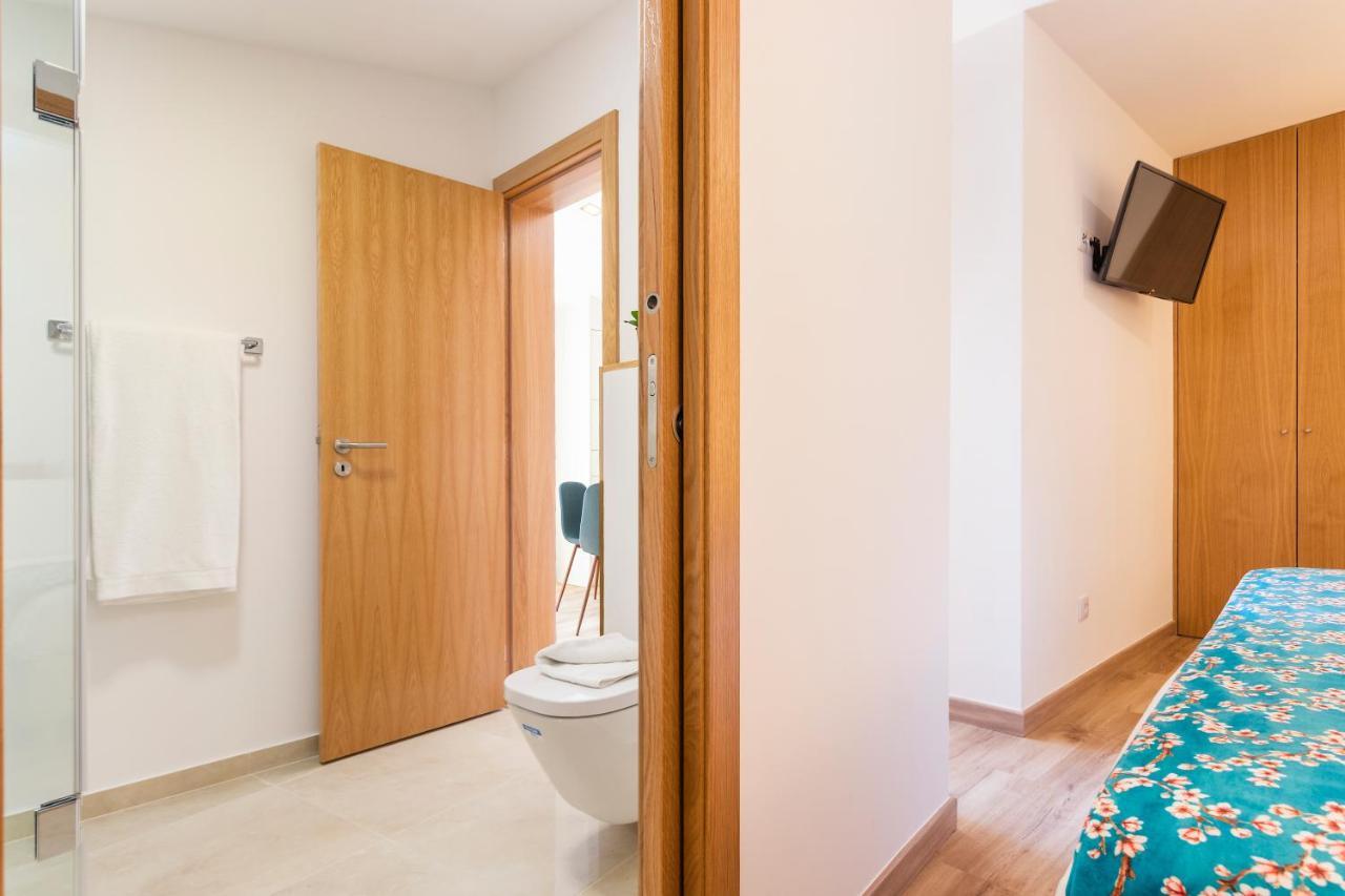 Perfect 1 Bed In Chiado With Terrace And Aircon Apartman Lisboa Kültér fotó